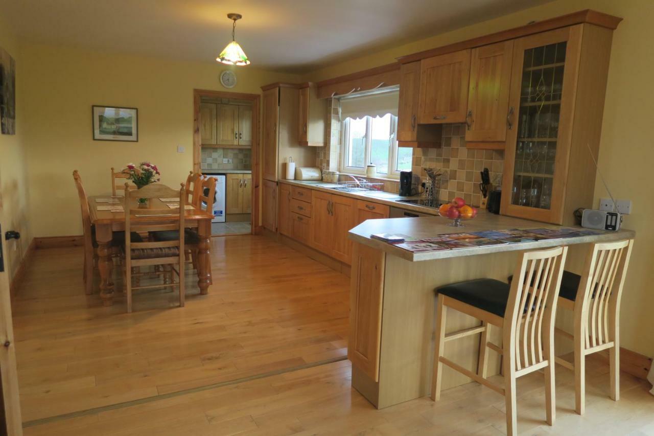 Thistledown - Ballina - Crossmolina - County Mayo - Sleeps 8 - Sister Property To Inglewood المظهر الخارجي الصورة